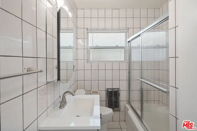 $2,300 | 414 East Dryden Street, Unit 2, Glendale, CA 91207