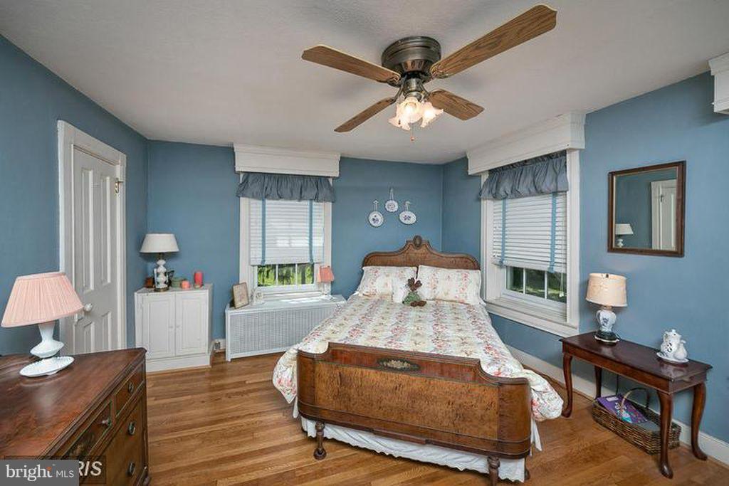 801 Nicodemus Road Reisterstown, MD 21136 - Photo 18 of 28 Bedroom
