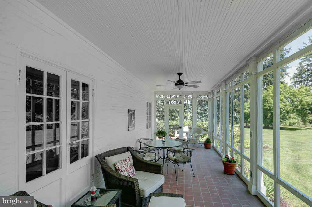 801 Nicodemus Road Reisterstown, MD 21136 - Photo 25 of 28 Screen Porch