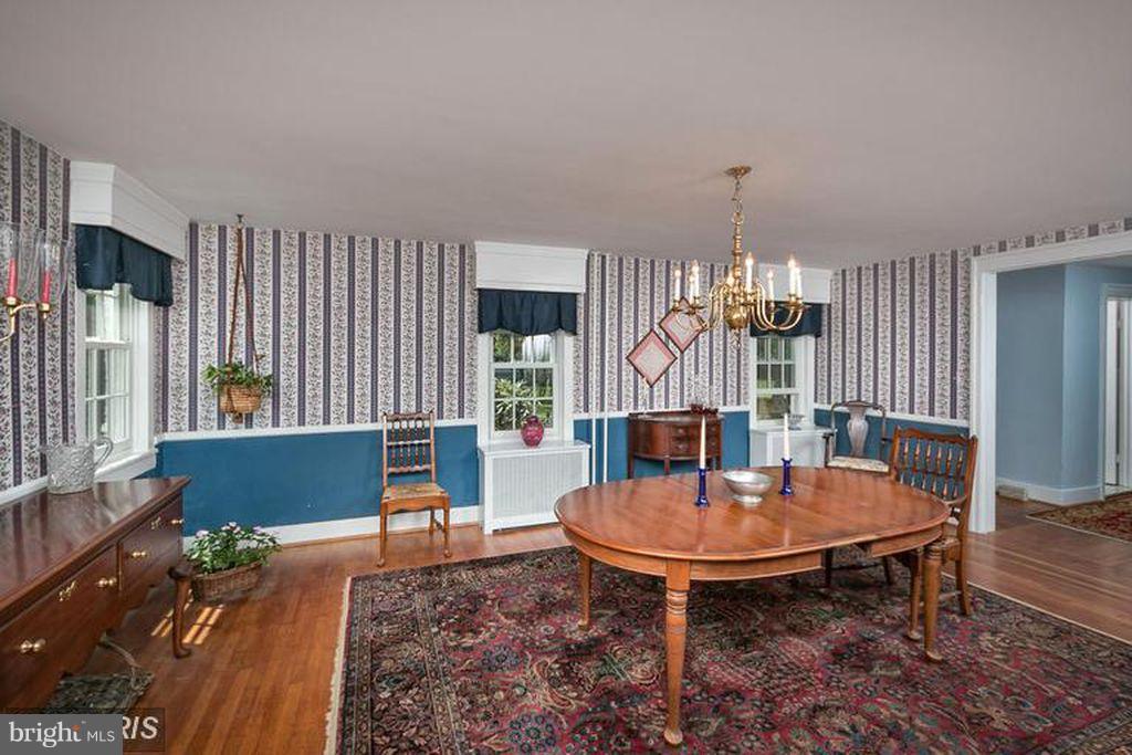 801 Nicodemus Road Reisterstown, MD 21136 - Photo 10 of 28 Dining Room