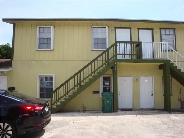 $270,000 | 1633 West 28th Street, Unit B, Riviera Beach, FL 33404