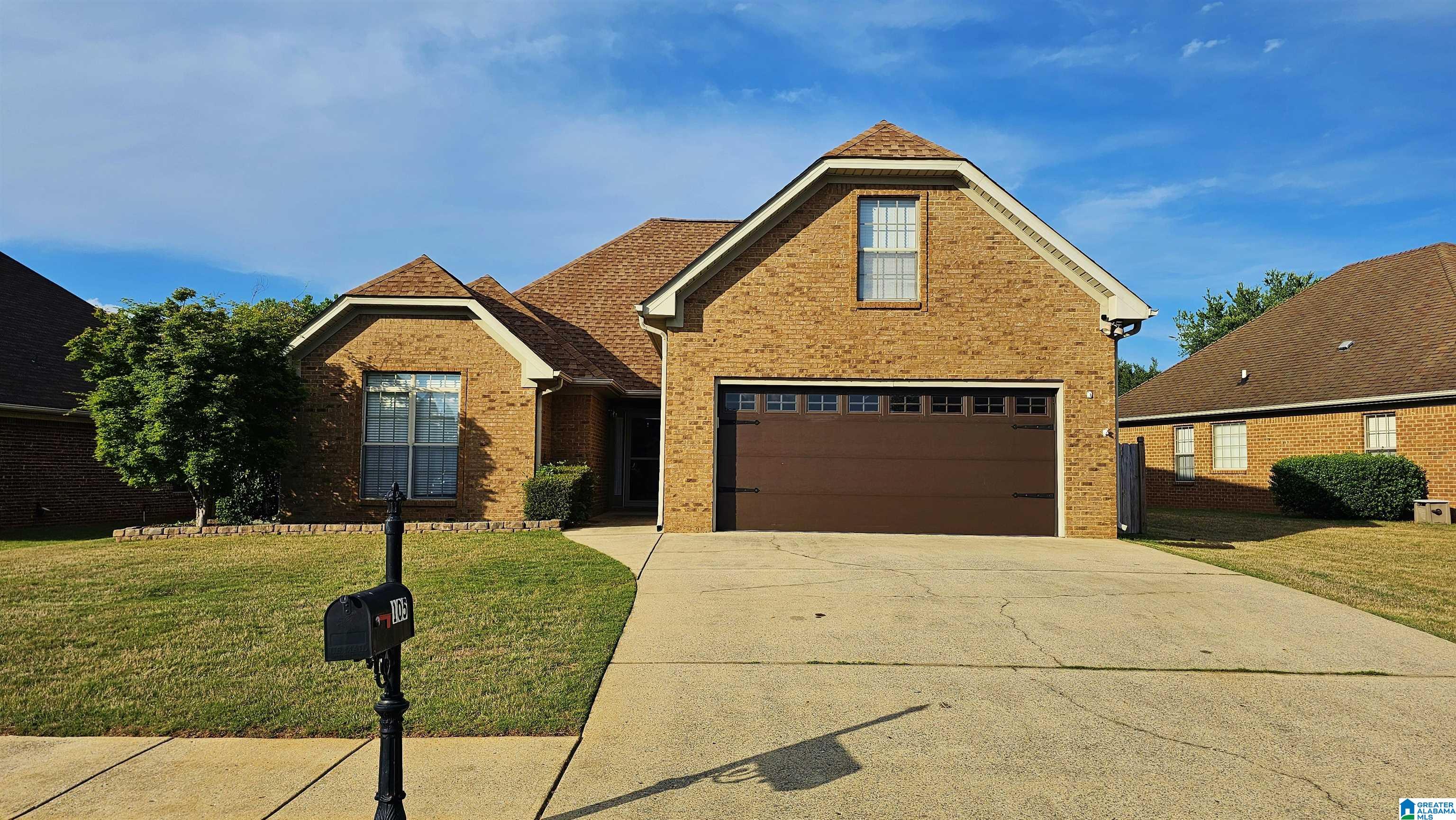 105 Paddington Station Alabaster, AL 35114 - Photo 2 of 19
