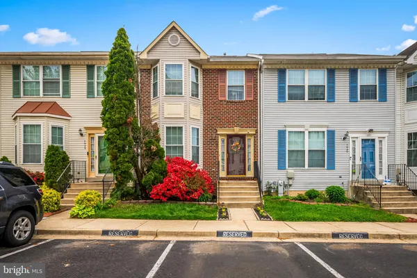 $399,900 | 7927 Beach Plum Lane, Severn, MD 21144
