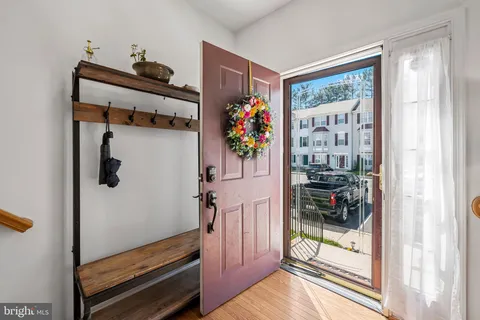 a view of utility room