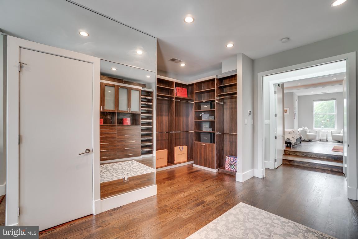 1911 2nd Street Northwest Washington, DC 20001 - Photo 24 of 38