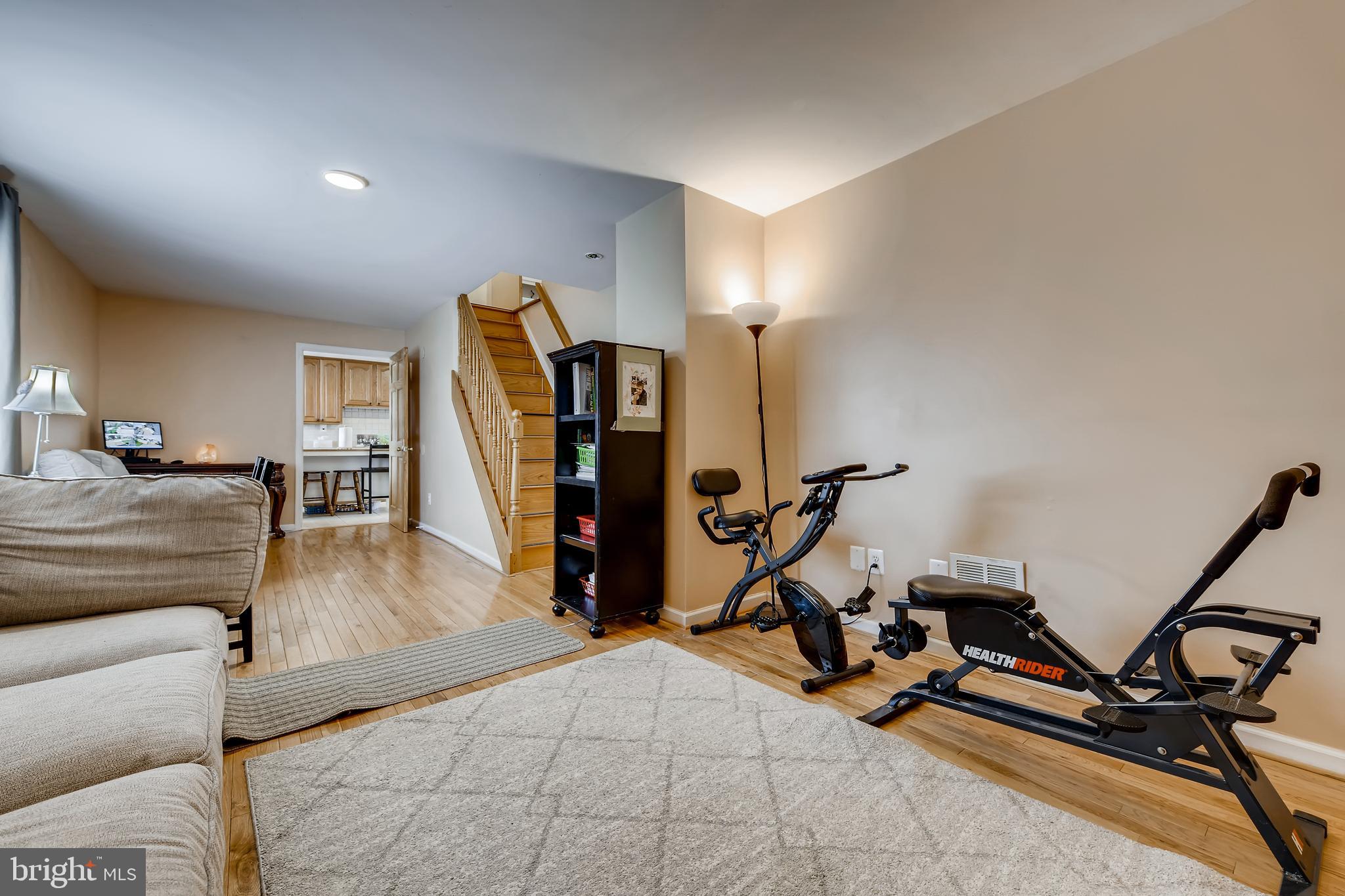 617 North Stuart Street Baltimore, MD 21221 - Photo 5 of 28 Gallery Image 5