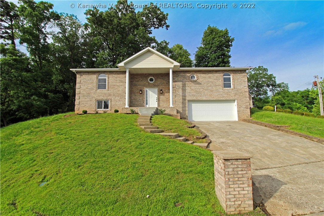112 Ridgewood Forest St. Albans, WV 25177 - Photo 1 of 15 Gallery Image 1
