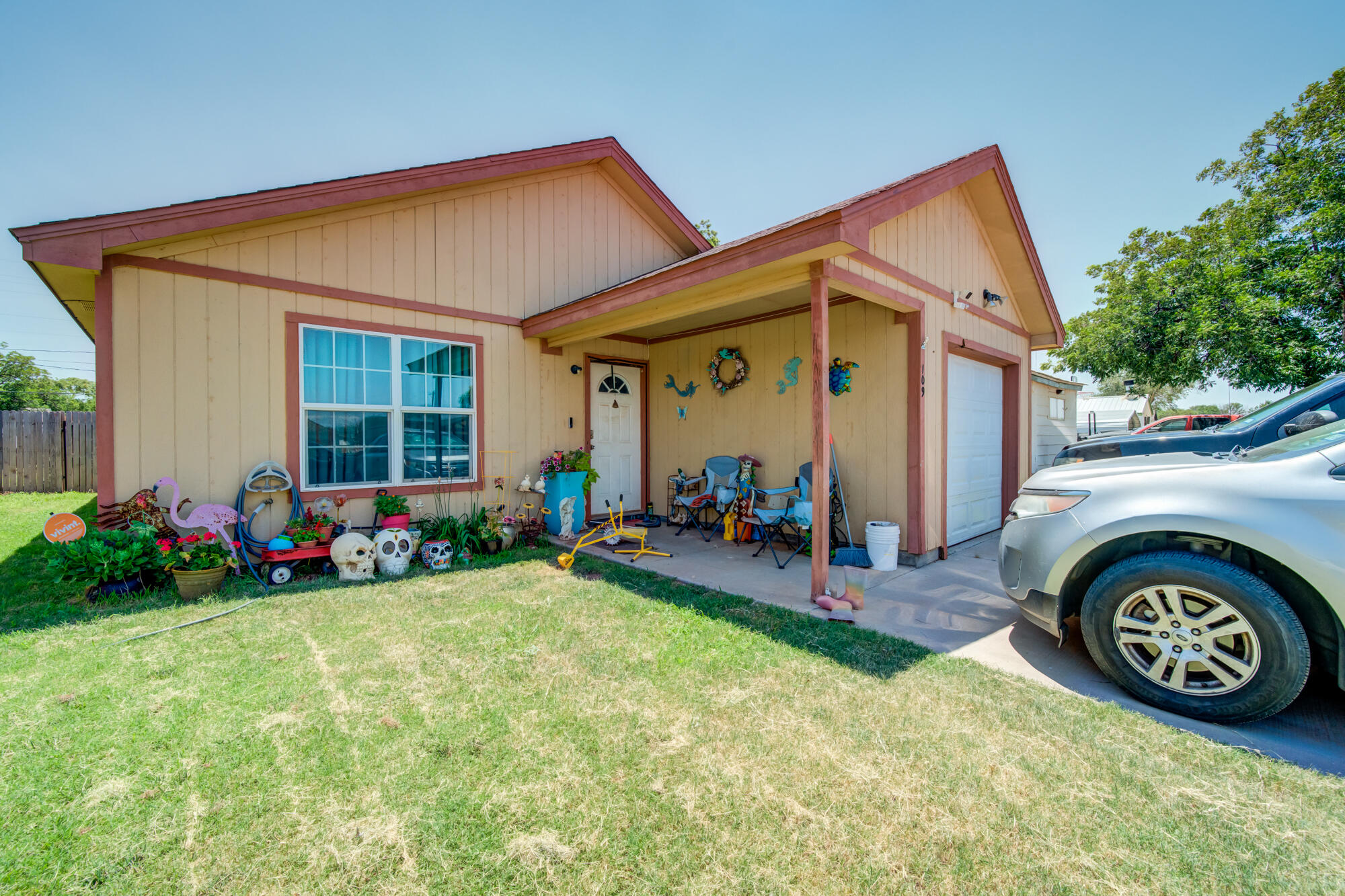 109 80th Street Lubbock, TX 79404 - Photo 1 of 18 109-80th-St_Lubbock-TX_16