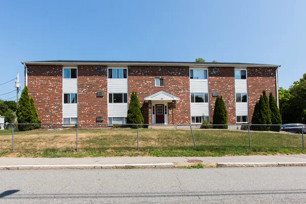 $1,900 | 42 Fisher Street, Unit 5, North Attleboro, MA 02760