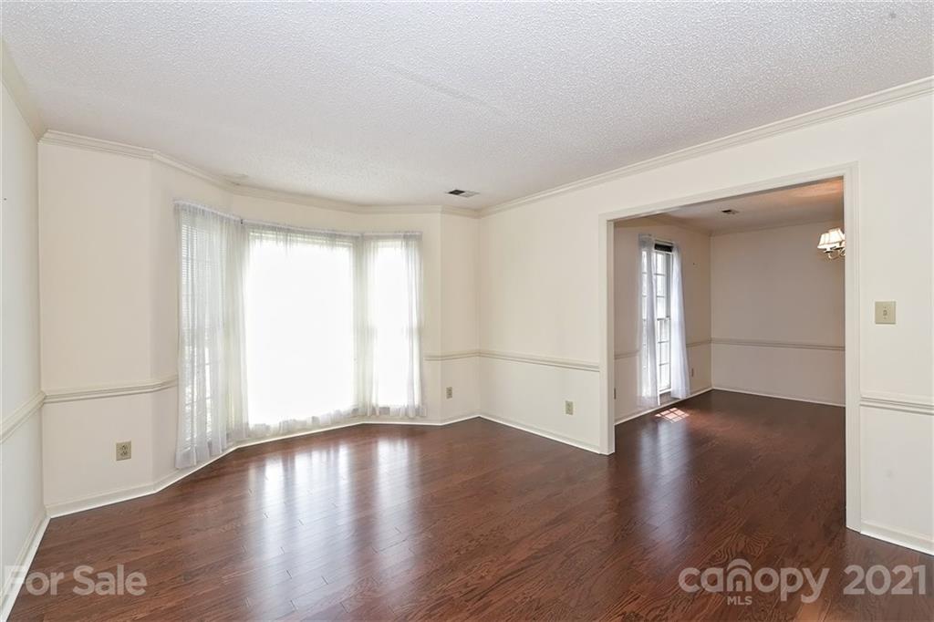 10923 Ridge Acres Road Charlotte, NC 28214 - Photo 3 of 38 Gallery Image 3