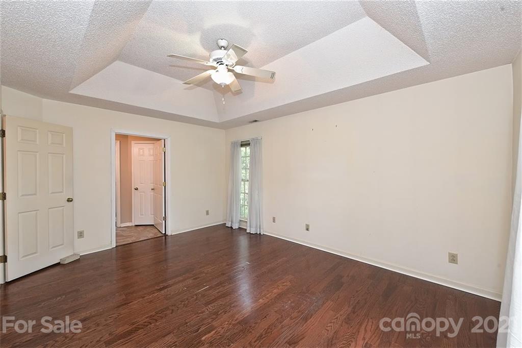 10923 Ridge Acres Road Charlotte, NC 28214 - Photo 22 of 38 Gallery Image 22