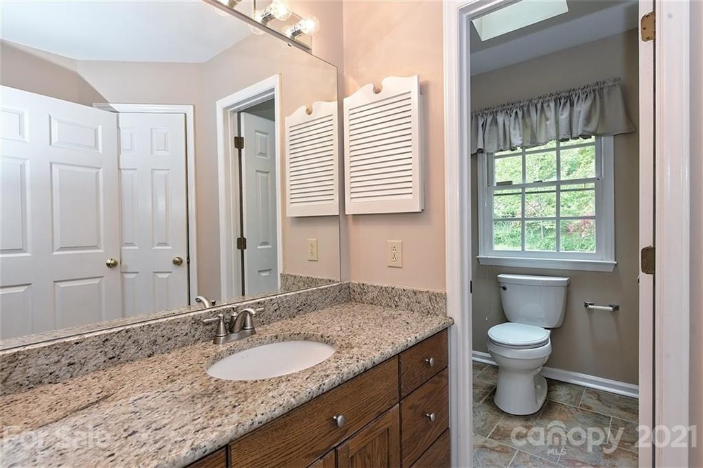 10923 Ridge Acres Road Charlotte, NC 28214 - Photo 23 of 38 Gallery Image 23