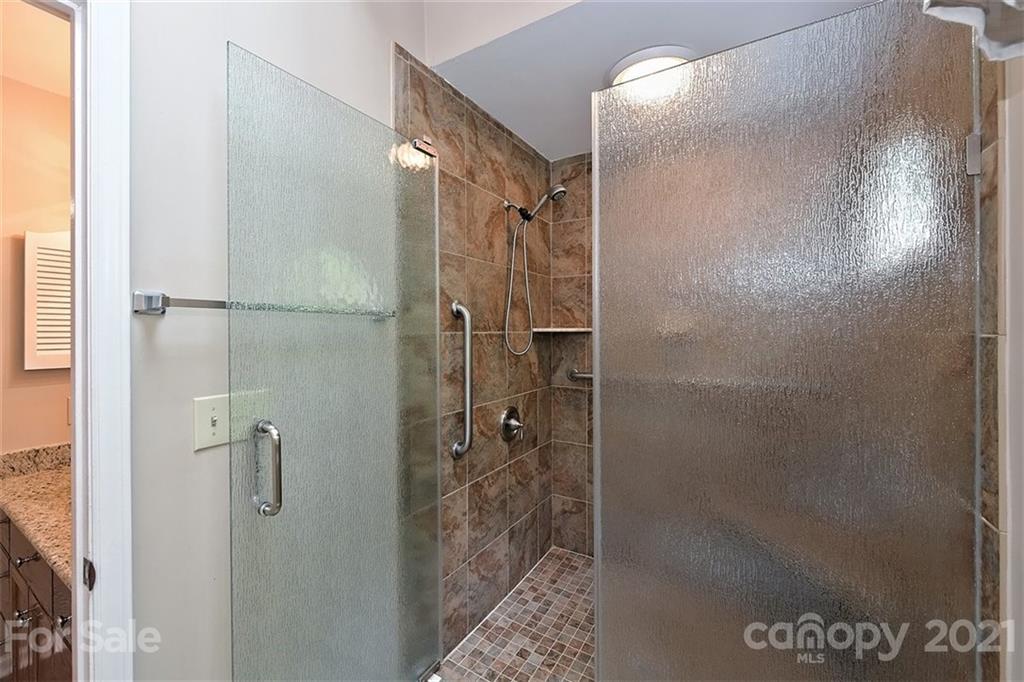 10923 Ridge Acres Road Charlotte, NC 28214 - Photo 24 of 38 Gallery Image 24