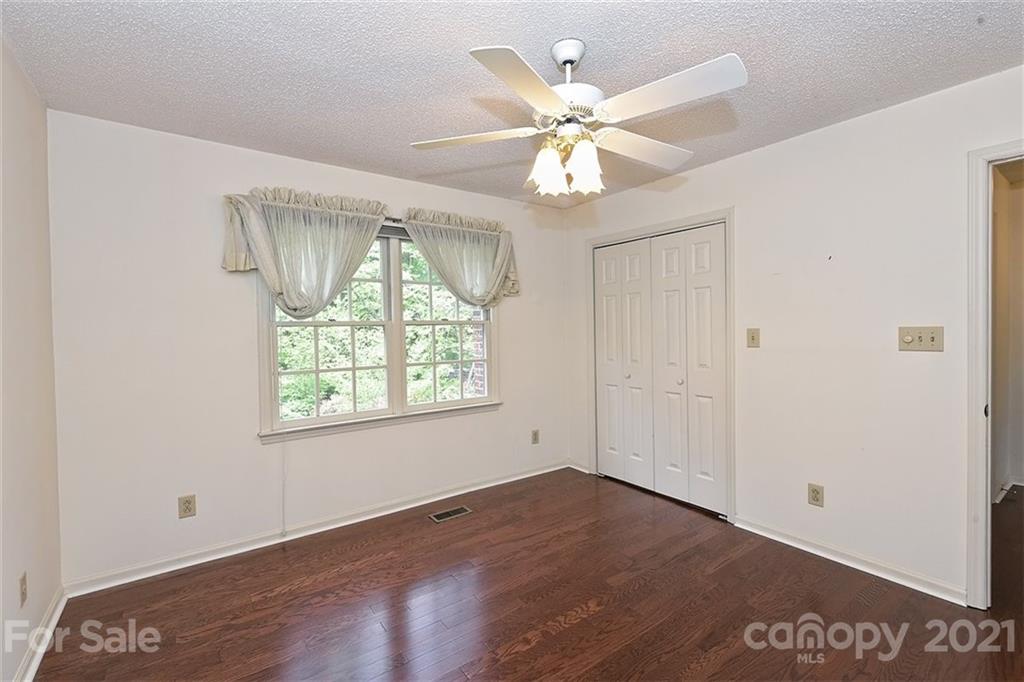 10923 Ridge Acres Road Charlotte, NC 28214 - Photo 30 of 38 Gallery Image 30
