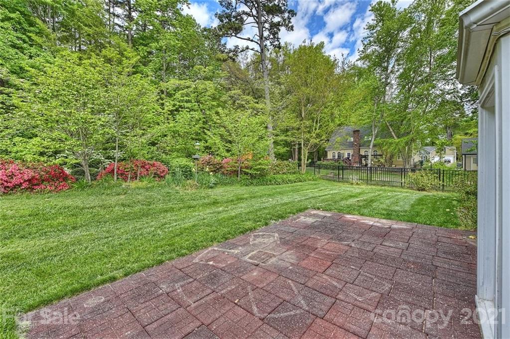 10923 Ridge Acres Road Charlotte, NC 28214 - Photo 33 of 38 Gallery Image 33