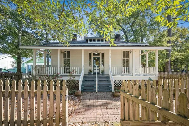 $425,000 | 72074 Live Oak Street, Abita Springs, LA 70420