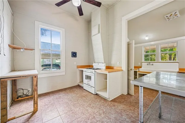 $425,000 | 72074 Live Oak Street, Abita Springs, LA 70420