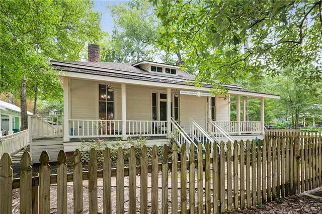 $425,000 | 72074 Live Oak Street, Abita Springs, LA 70420