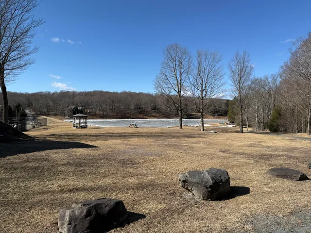 $119,000 | Skyview La Skyview La, Greentown, PA 18426