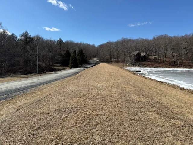 $119,000 | Skyview La Skyview La, Greentown, PA 18426