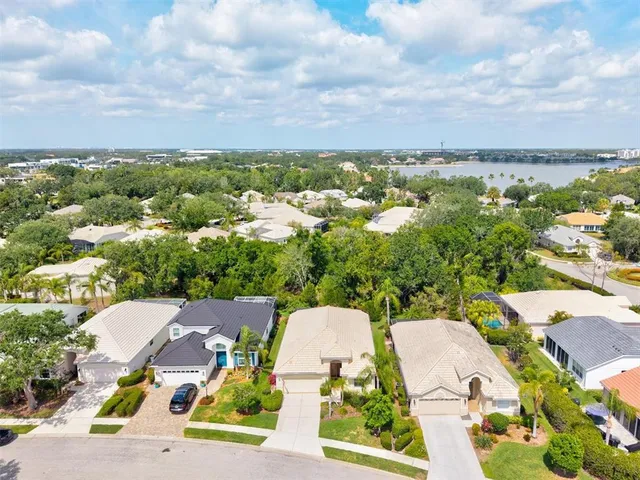 $480,000 | 8412 Whispering Woods Court, Lakewood Ranch, FL 34202