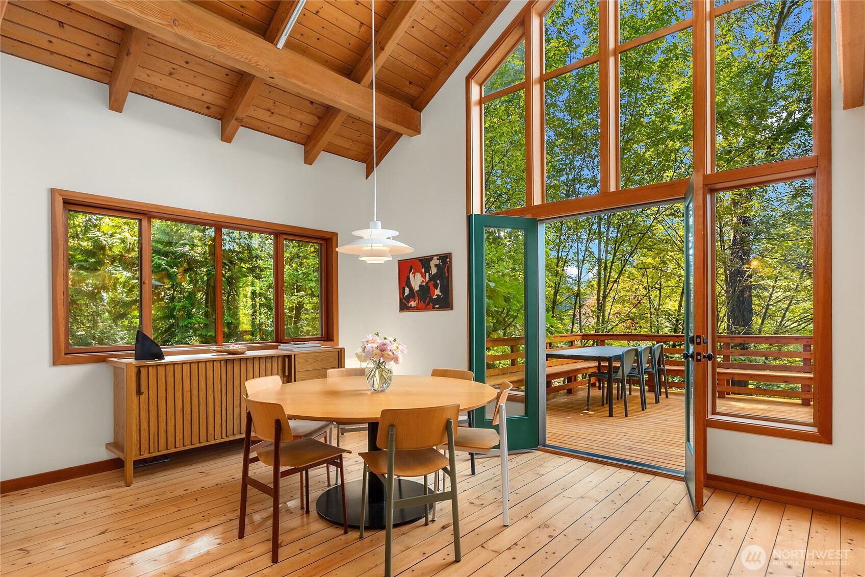 4140 Lytle Road Northeast Bainbridge Island, WA 98110 - Photo 9 of 28 Gallery Image 9