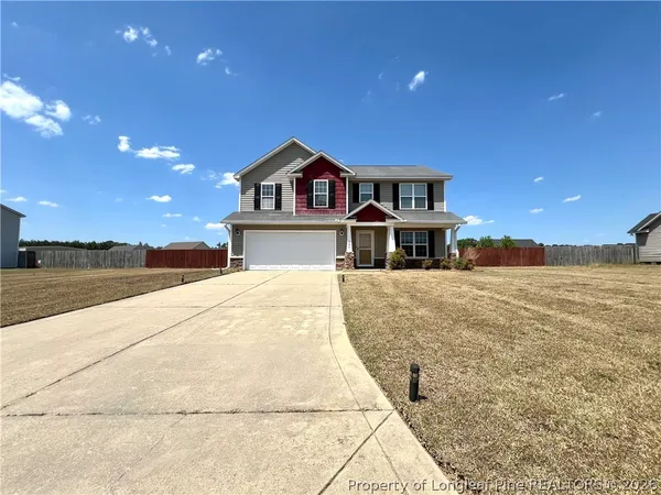 $2,400 | 240 Declaration Drive, Raeford, NC 28376