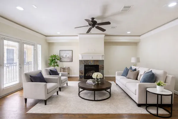 $2,650 | 5813 Washington Avenue, Unit B, Houston, TX 77007