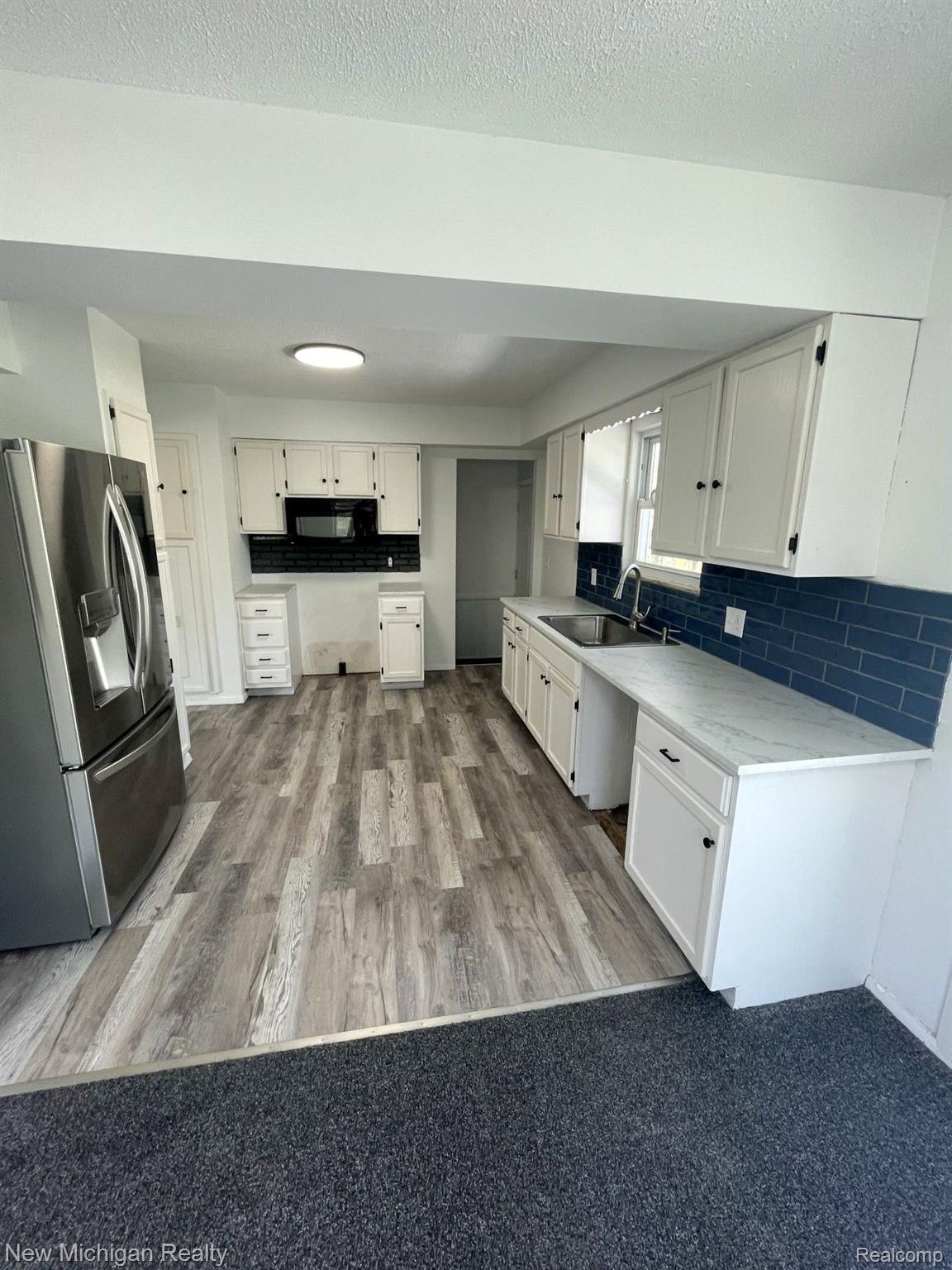4074 North Center Road Flint, MI 48506 - Photo 10 of 30 Gallery Image 10