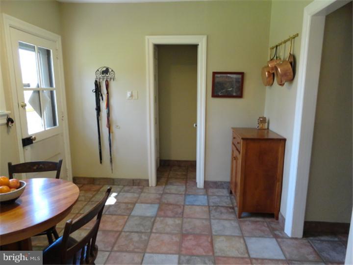 1079 Huntingdon Road Abington, PA 19001 - Photo 13 of 24 Breakfast Room