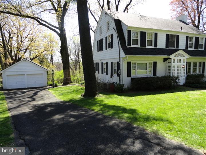 1079 Huntingdon Road Abington, PA 19001 - Photo 3 of 24 Exterior Side