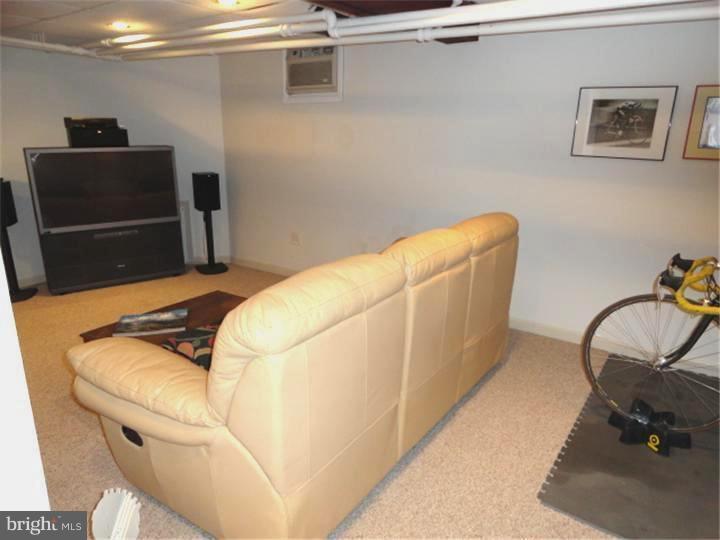 1079 Huntingdon Road Abington, PA 19001 - Photo 21 of 24 Basement - Finished