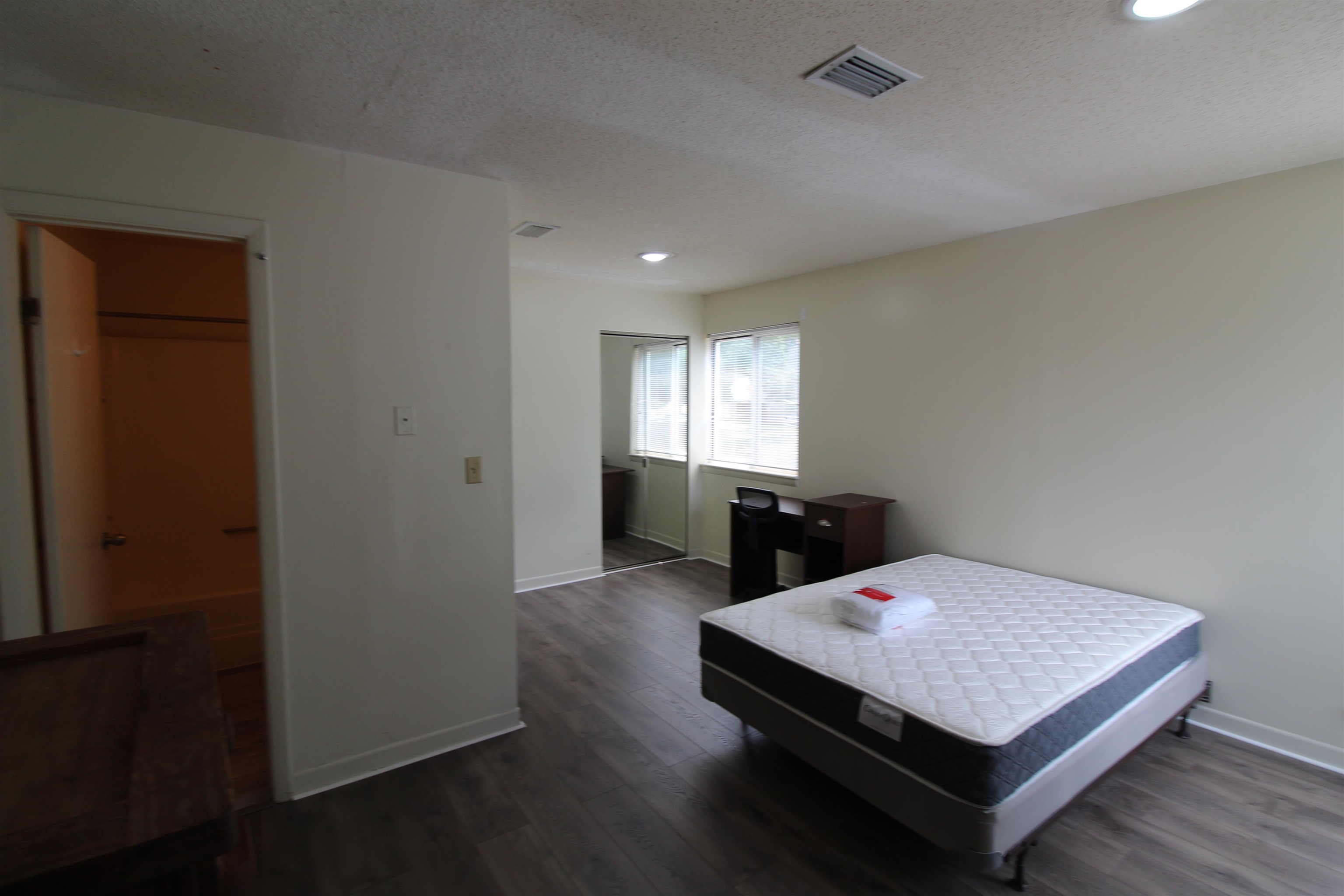 1336 Hunters Road, Unit G Harrisonburg, VA 22801 - Photo 35 of 42 a living room with pool table and a window