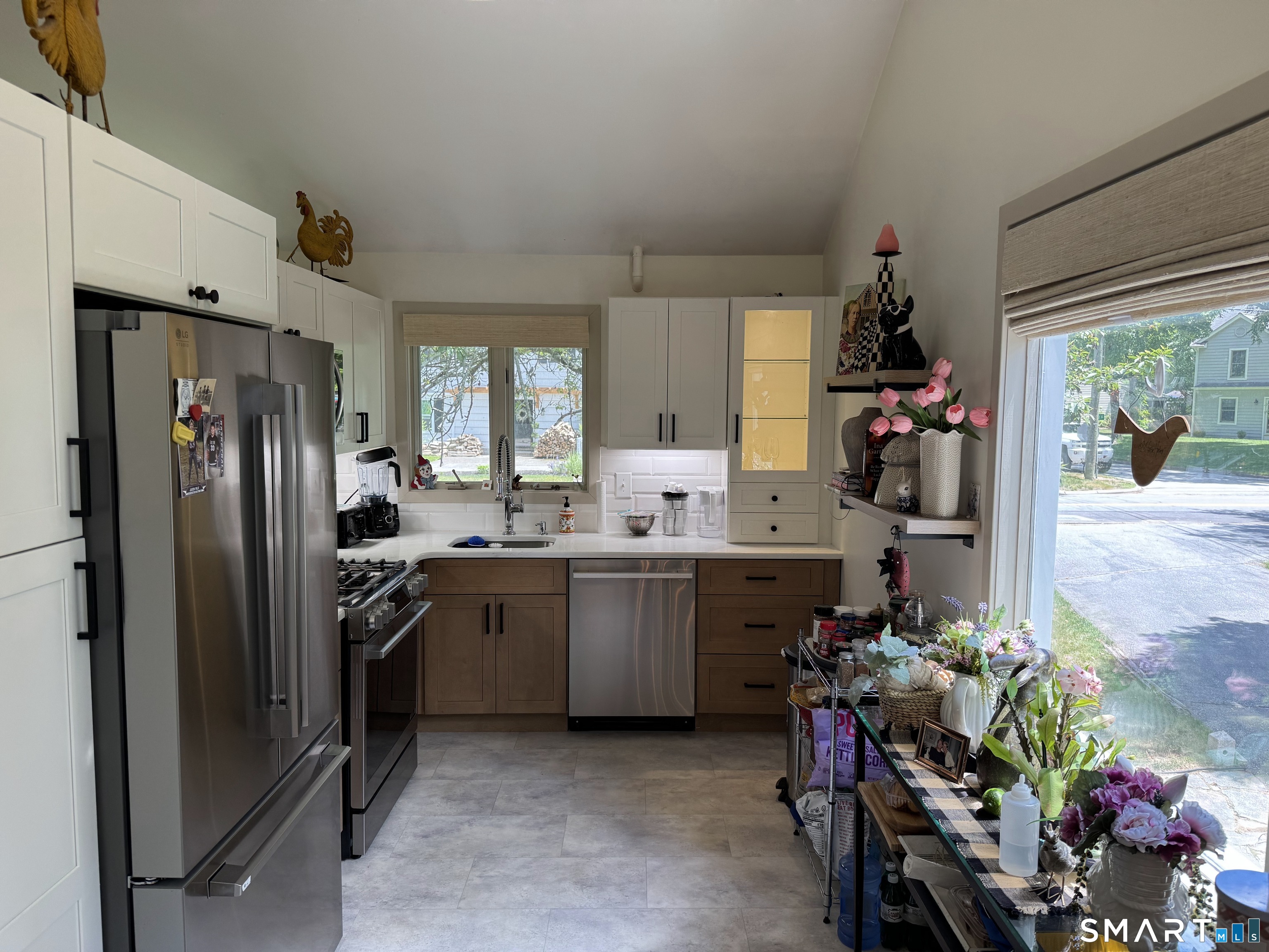 81 Oswegatchie Road Waterford, CT 06385 - Photo 14 of 36
