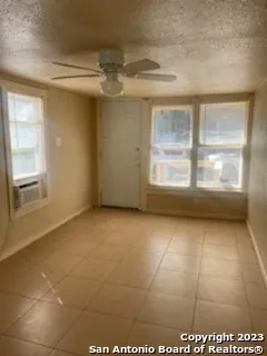 $695 | 315 Fair Avenue, Unit 4, San Antonio, TX 78223
