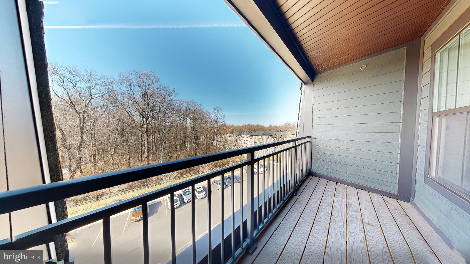 3925 Fair Ridge Drive, Unit 503 Fairfax, VA 22033 - Photo 18 of 37