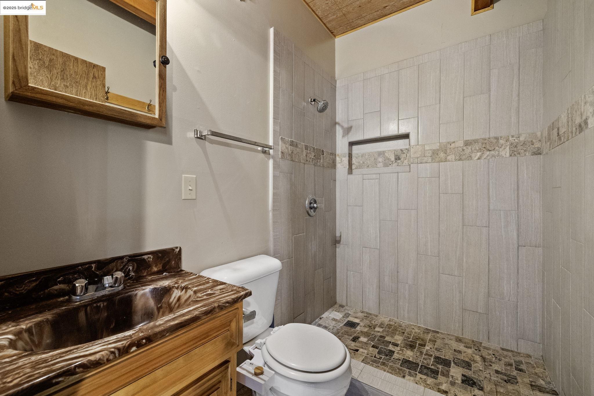 20706 Nonpareil Way Groveland, CA 95321 - Photo 22 of 60