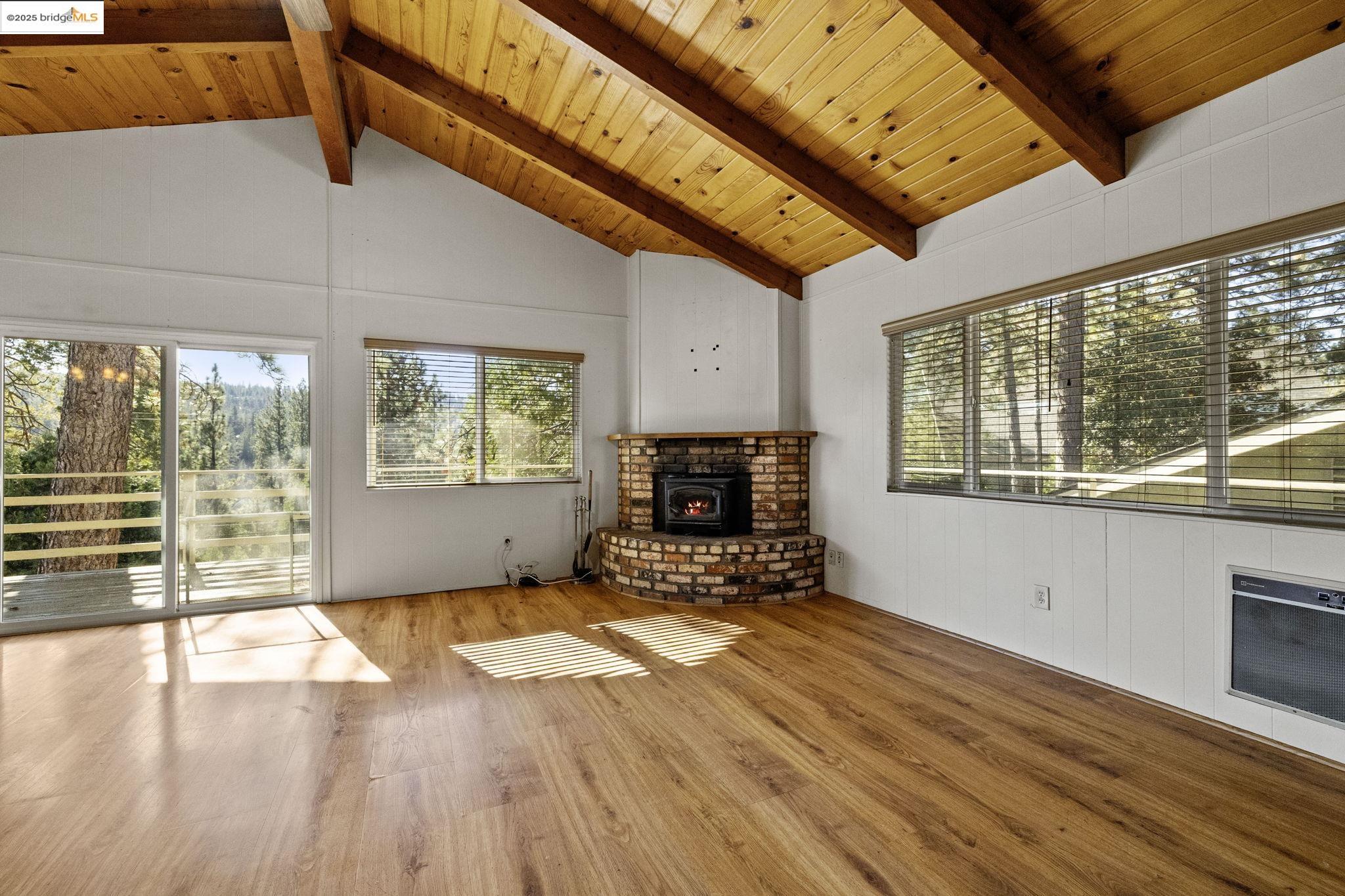 20706 Nonpareil Way Groveland, CA 95321 - Photo 6 of 60
