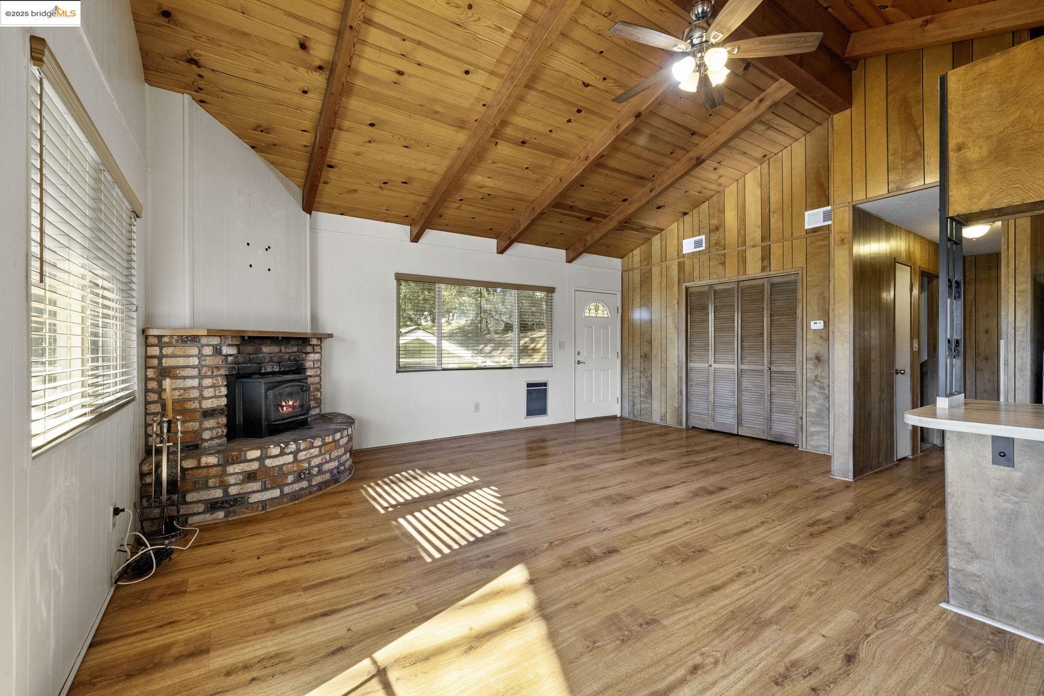 20706 Nonpareil Way Groveland, CA 95321 - Photo 7 of 60