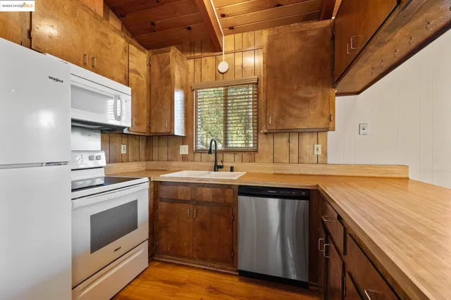 a picture of a room with a white wall and white