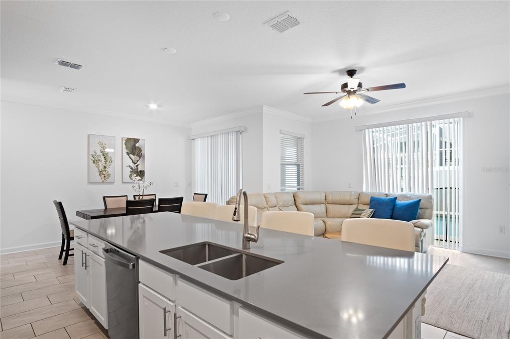 1042 Splash Shot Place Davenport, FL 33896 - Photo 9 of 37