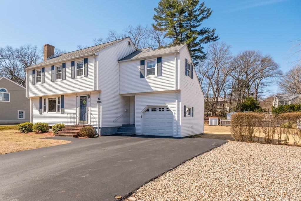 23 Plymouth Road Wakefield, MA 01880 - Photo 1 of 30 Gallery Image 1