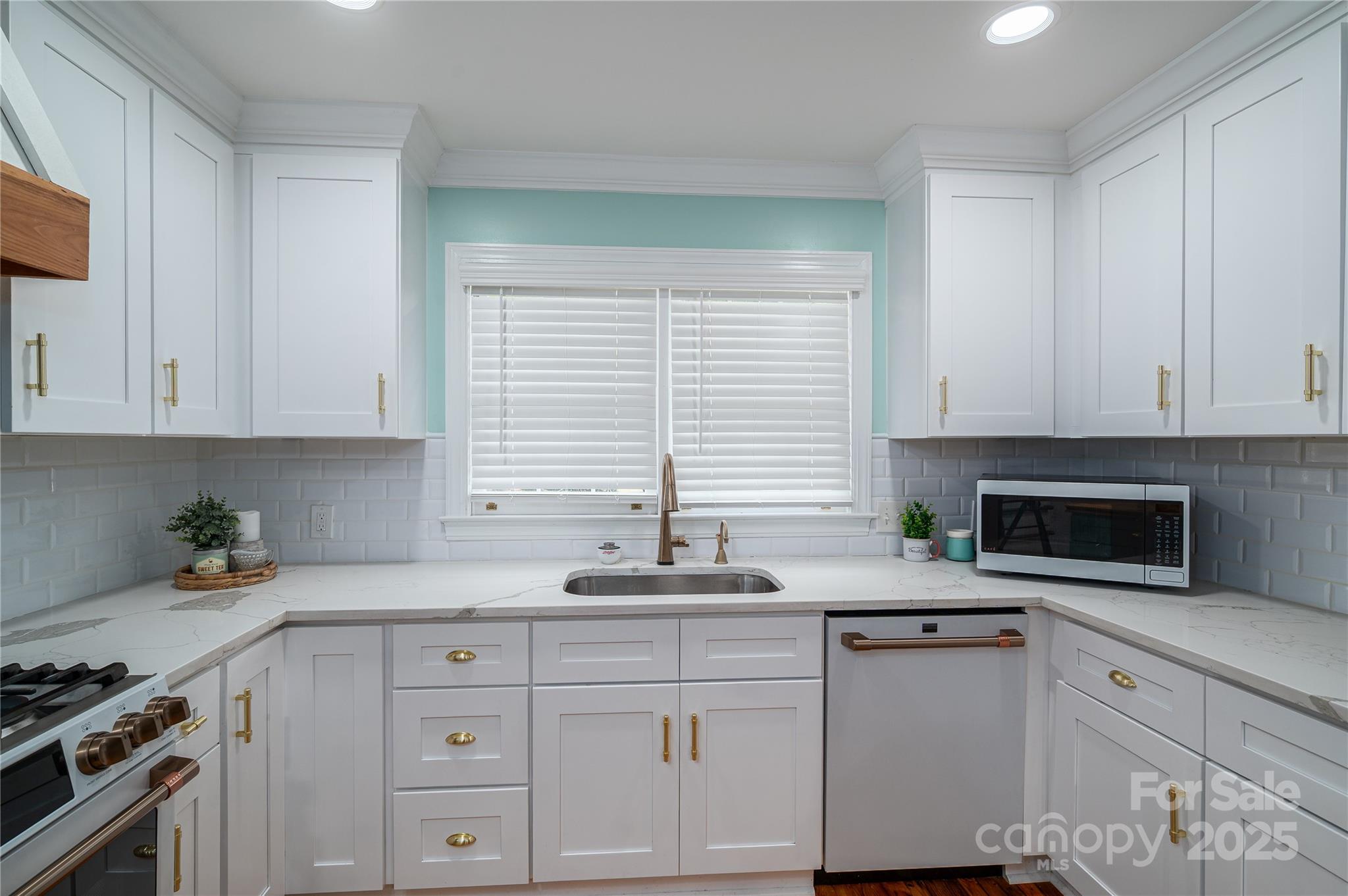 806 South Point Road Belmont, NC 28012 - Photo 21 of 47