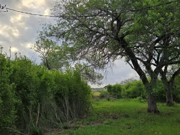 $375,000 | 3325 FM 360 Road, Rosenberg, TX 77471