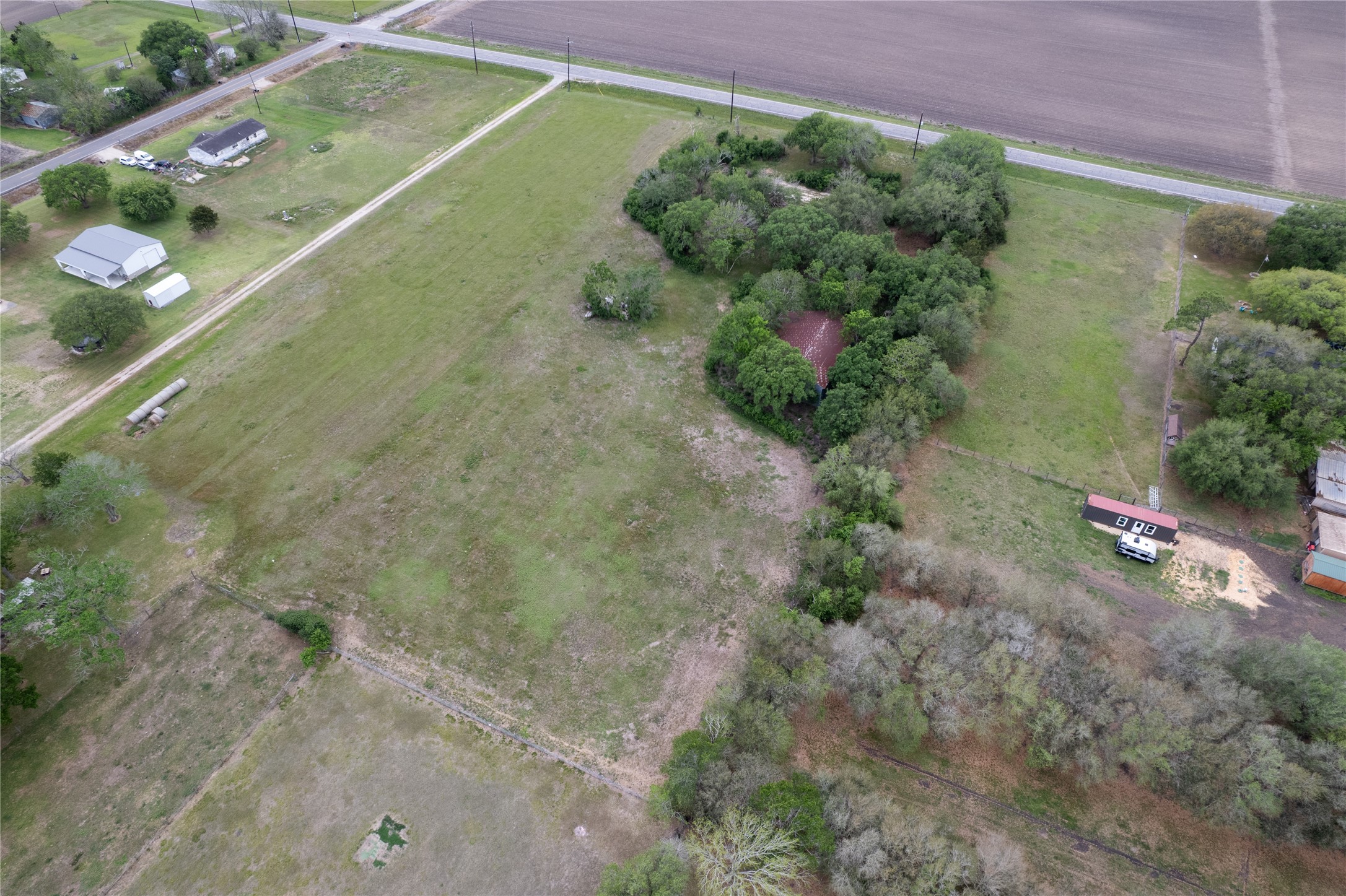 3325 FM 360 Road Rosenberg, TX 77471 - Photo 5 of 22 a view of a backyard
