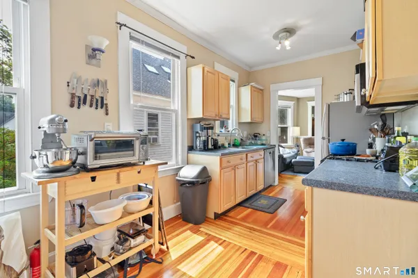 $2,650 | 253 West Elm Street, Unit 2, New Haven, CT 06515