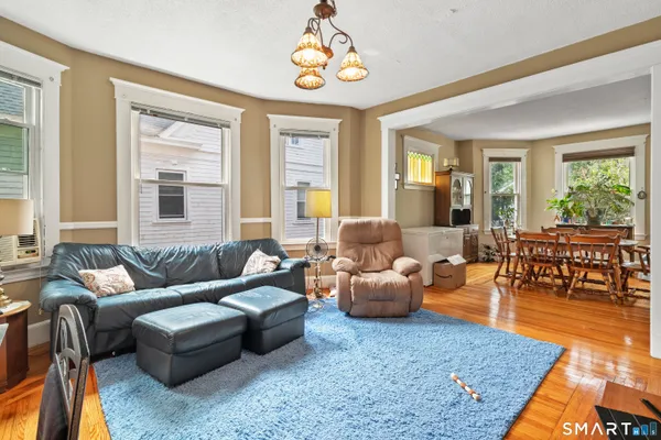 $2,650 | 253 West Elm Street, Unit 2, New Haven, CT 06515