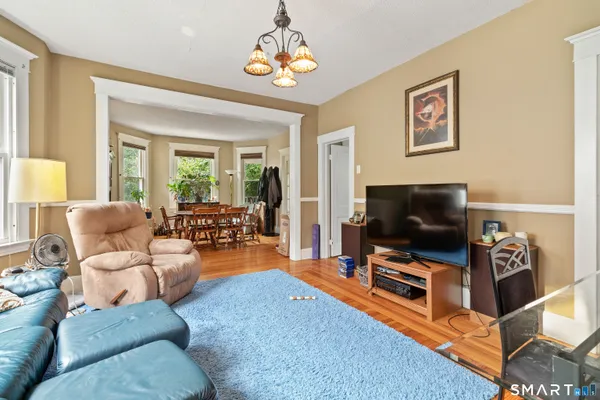 $2,650 | 253 West Elm Street, Unit 2, New Haven, CT 06515