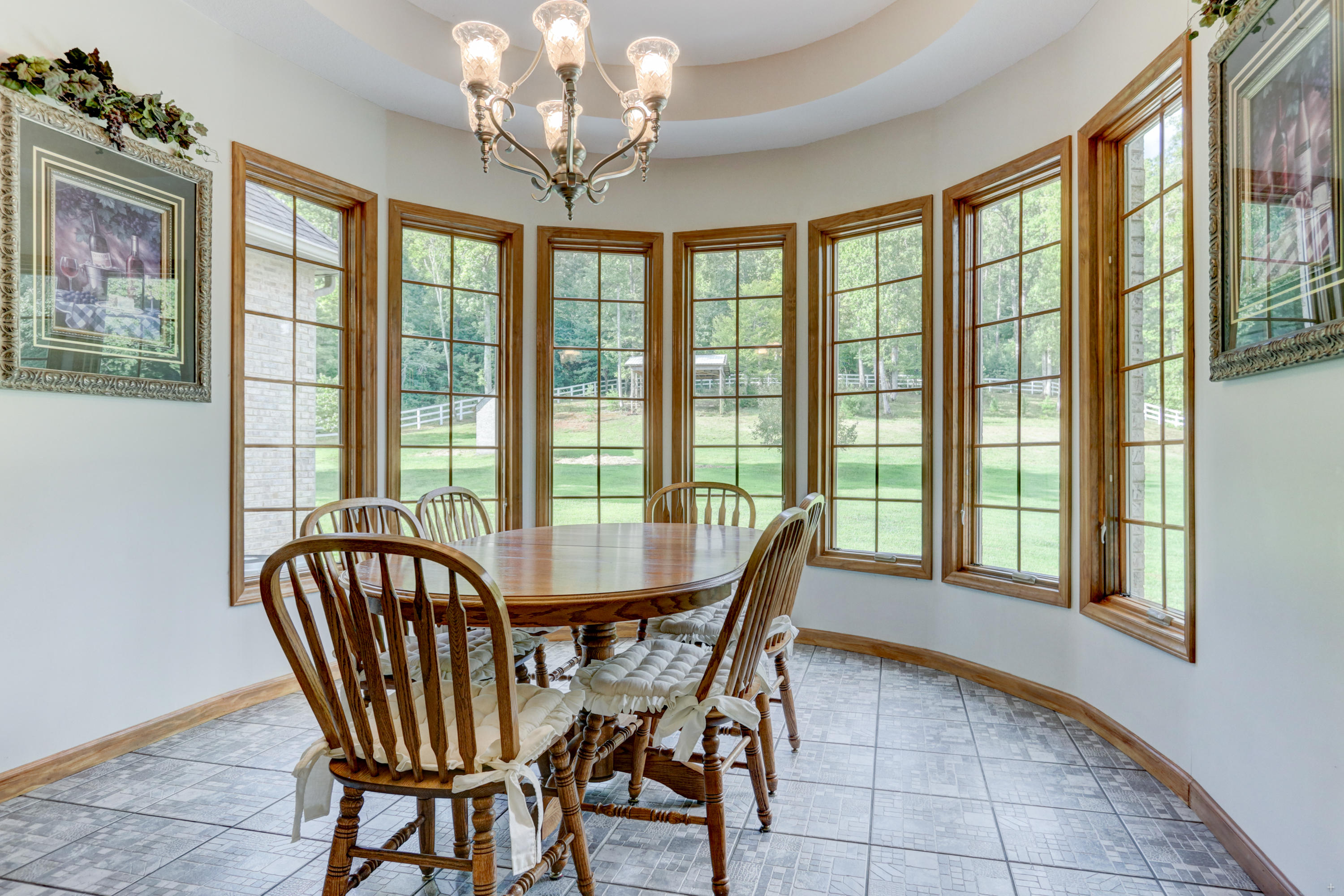 2929 Barnard Road Knoxville, TN 37921 - Photo 14 of 40 Breakfast room