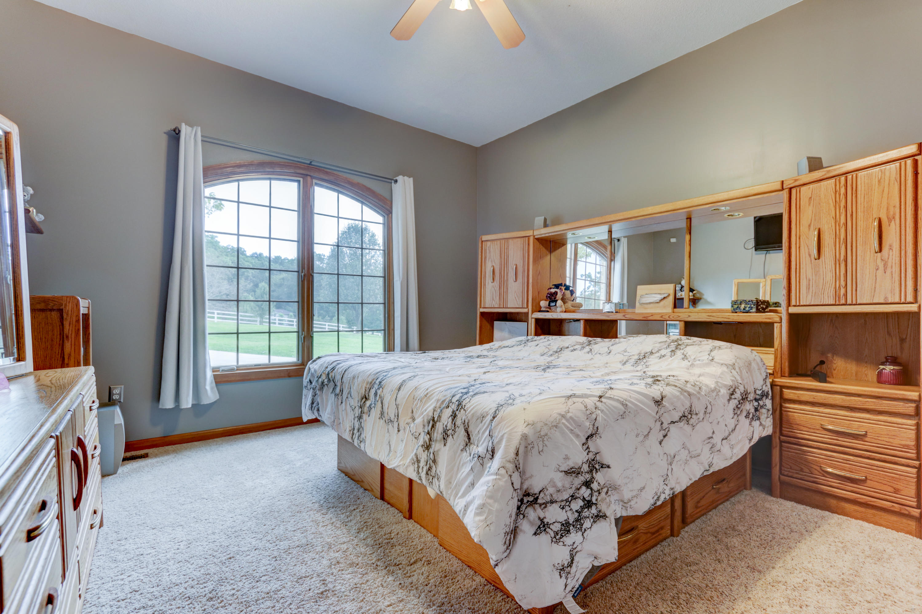 2929 Barnard Road Knoxville, TN 37921 - Photo 30 of 40 Bedroom 4